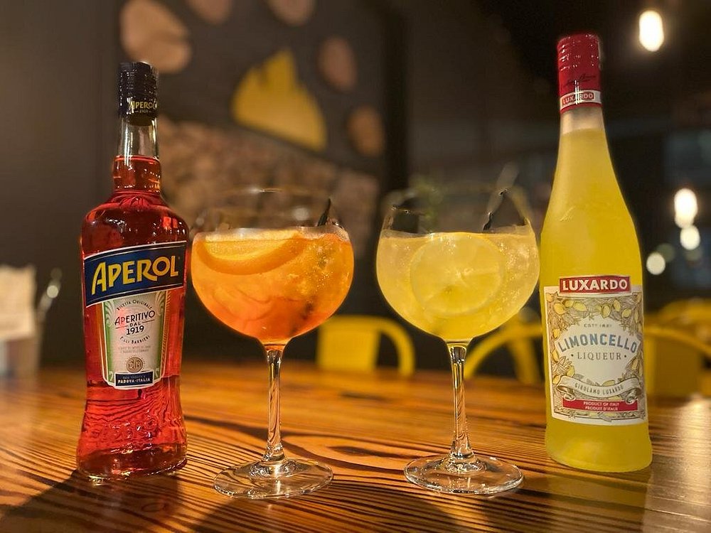 aperol-limoncello-spritz