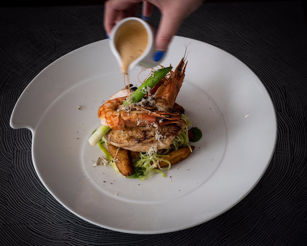 chicken-prawn-lobster
