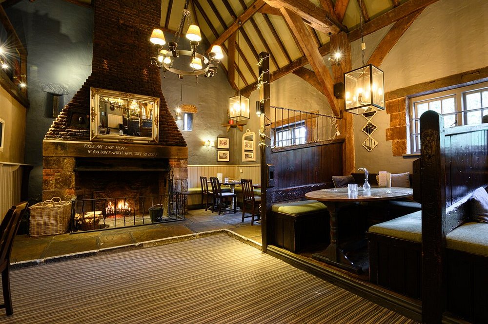inside-the-pub (1)