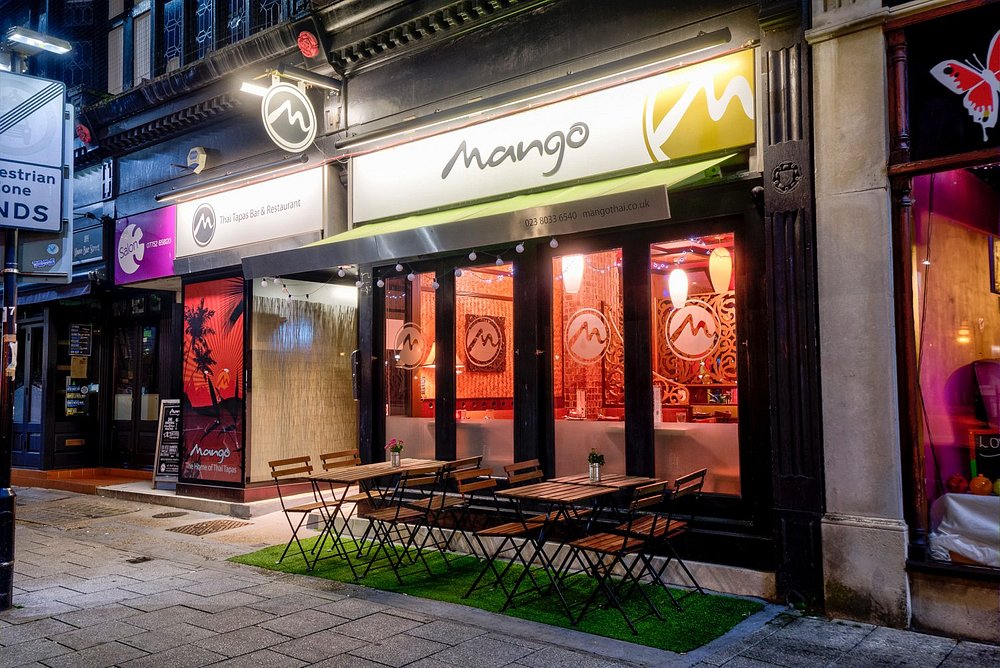 mango-above-bar