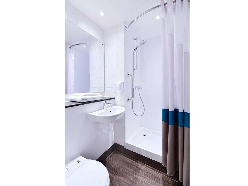 superroom-ensuite