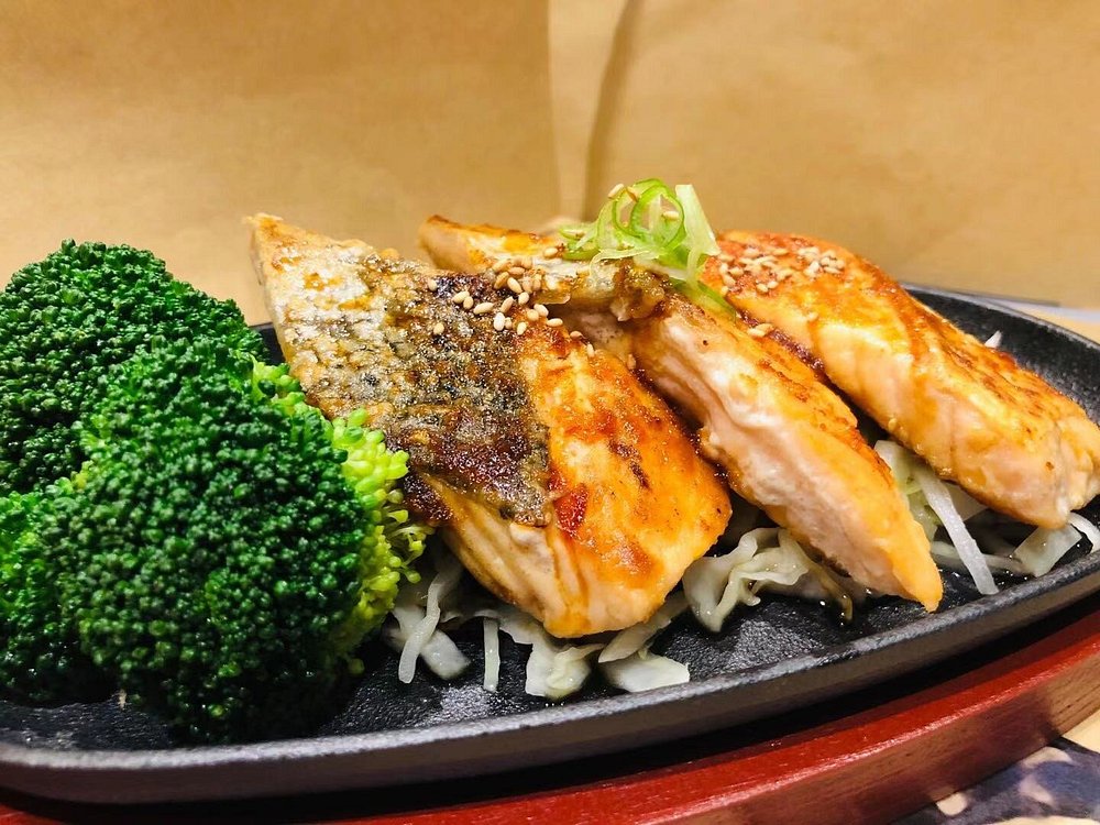 the-must-try-sushi-restaurant (4)